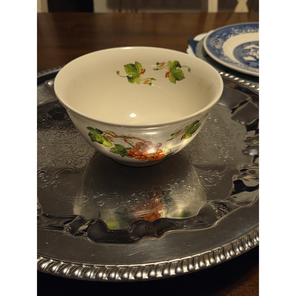 Vintage Teleflora Buttercream w/Red Grape Bowl: 1984 Portugal Ceramic